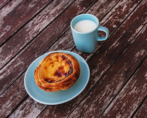 Traditional portugese tart – pasteis de nata from Lisboa