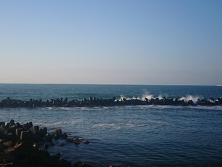 夕暮れの日本海