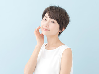 女性・ブルーバック