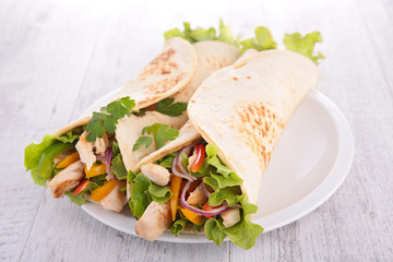 tortilla with chicken and vegetable