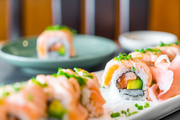 grilled salmon sushi roll