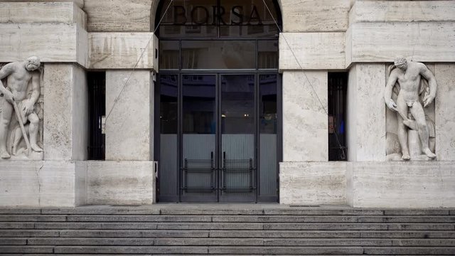 Palazzo Mezzanotte, Milan, Italy- 15 december 2017, Milan, Italy