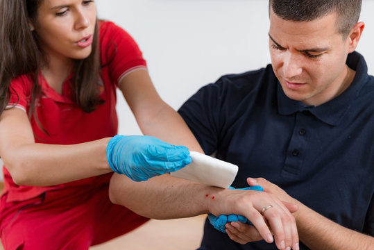 First Aid Training - Snake Bite