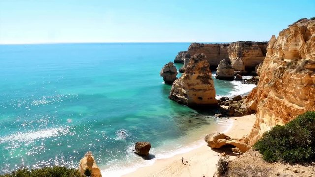 perfect spot for vacation, beach Praia de Marinha, Algarve, Portugal