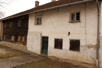 Altes Gebäude im Zentrum von Arnstorf