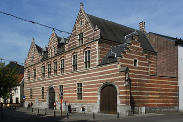Fototapeta na wymiar Refugehuis van de abdij van Herkenrode, Hasselt, Vlaanderen