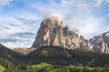 Naklejka premium Mount Langkofel (Sassolungo) in the Dolomites of South Tyrol, Italy