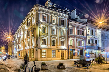 Obraz na płótnie Canvas Scenic night Lviv cityscape architecture on the long exposure