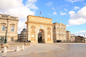 Le Majestueux Arc de Triomphe de Montpellier, Hérault, France