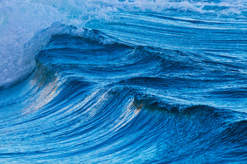 Big waves from the ocean