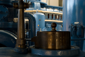 Fototapeta premium Generator in einem Wasserkraftwerk am Main