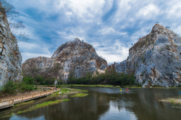 Fototapeta na wymiar Beautiful reservoir in Khao Gnu Rock Park, Rachaburi, Thailand