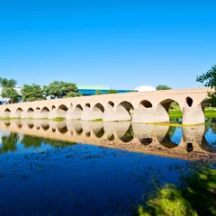 Photo sur Plexiglas Pont Khadjou in iran the old bridge and the  river