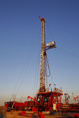 Fototapeta na wymiar Oil drilling equipment