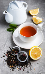 Tea with lemon and mint
