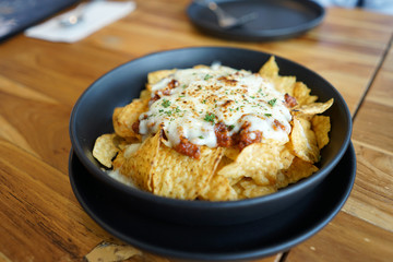 Cheesy nacho with tomato minced pork