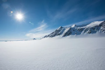 Papier Peint photo Antarctique Mt Vinson, Sentinel Range, montagnes Ellsworth, Antarctique