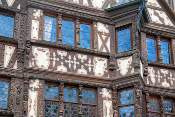 Saverne. Bois sculpté sur la maison Katz, Monument historique, Alsace. Bas Rhin. Grand Est 