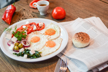 poached egg - restaurant served, customer, omlet