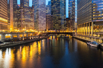 Fototapeta na wymiar Chicago downtown night skyline buildings