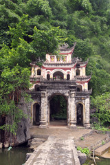 Fototapeta premium Bich Dong Pagoda in Tam Coc, Ninh Binh, Vietnam