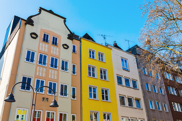 Fototapeta premium old buildings on the Old Market Square in Cologne