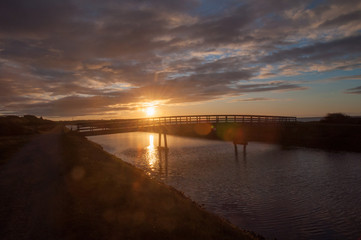 Fototapeta na wymiar Sonnenuntergang am Frederik VIIs Kanal bei Lögstör Dänemark