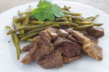 émincé de boeuf et haricots