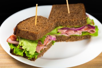healthy turkey sandwich