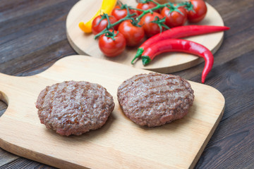 Fresh Grilled Paleo Hamburger with Veggies