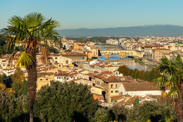 Obraz premium Aerial view from Piazzale Michelangelo over Florence on a sunny day in autumn