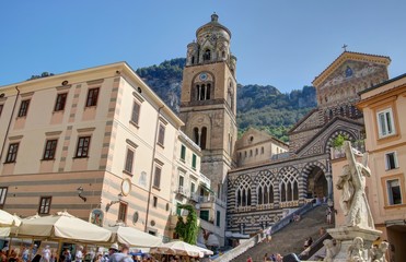 Obraz premium plage d'Amalfi sur la côte amalfitaine en italie