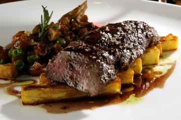Roast lamb in red wine
