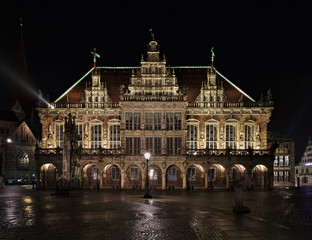Fototapeta na wymiar Historic city hall in Bremen, Germany at night