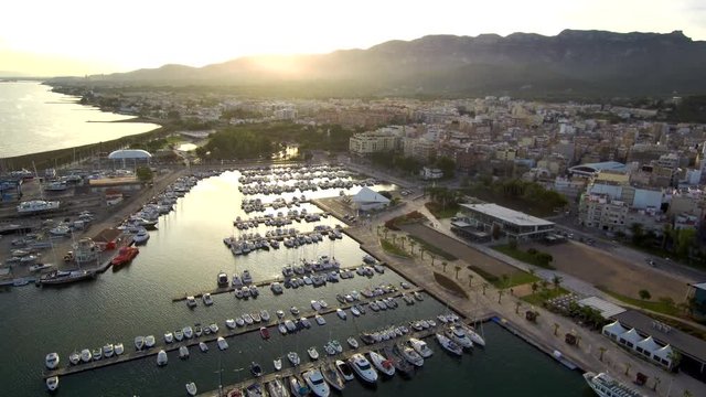 Drone en San Carlos de la R&aacute;pita​​​ /Sant Carles de la R&agrave;pita, localidad costera situada en la comarca del Montsi&aacute; (provincia de Tarragona, Catalu&ntilde;a). Video aereo con Dron