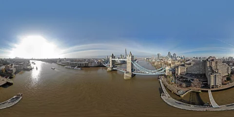 Photo sur Plexiglas Londres Aerial view on Tower Bridge and Shard in sunny day, London