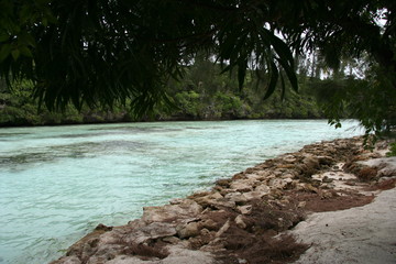 rivi&egrave;re bleue