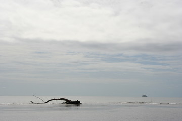 mer et ciel confondus