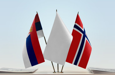 Flags of Serbia and Norway with a white flag in the middle