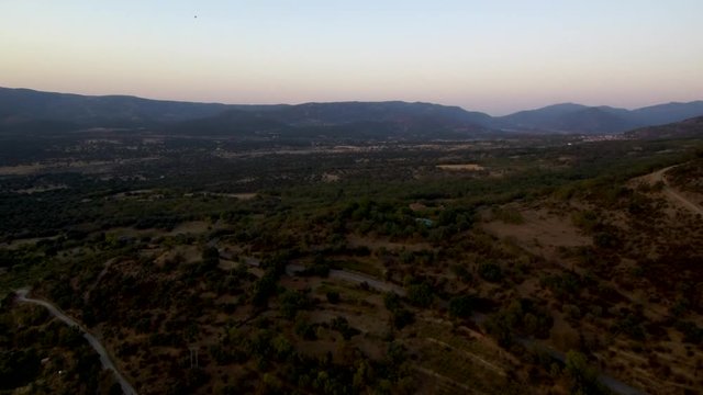 Drone en Segura de Toro, pueblo veton español de la provincia de Cáceres, Extremadura (España) Video aereo con Dron