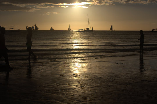sunset on the island Borakay Filippiny