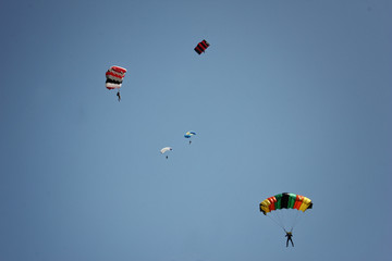 Parachuting is a good opportunity to experience a thrill