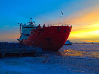 big sea ship