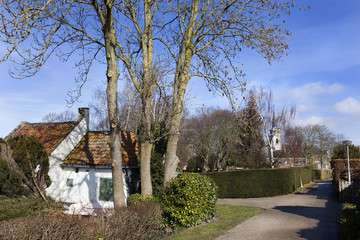 Obraz premium Church path in Puttershoek