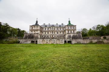 Fototapeta na wymiar old palace castle Pidhirci in ukraine
