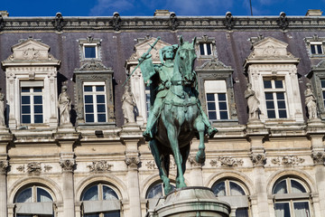 Fototapeta na wymiar Paris - Statue du Prévôt des marchands de Paris