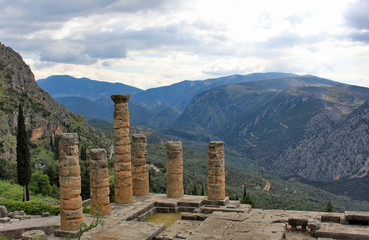 Fototapeta na wymiar Ancient ruins in Delphi, Greece