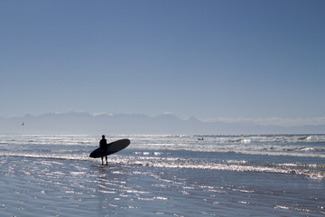 Naklejka premium Surfer