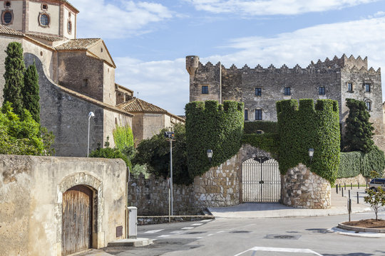 Altafulla, Costa Daurada, Catalonia, Spain. View village, castle and church: