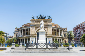 Obraz premium The Politeama Theatre in Palermo in Sicily, Italy